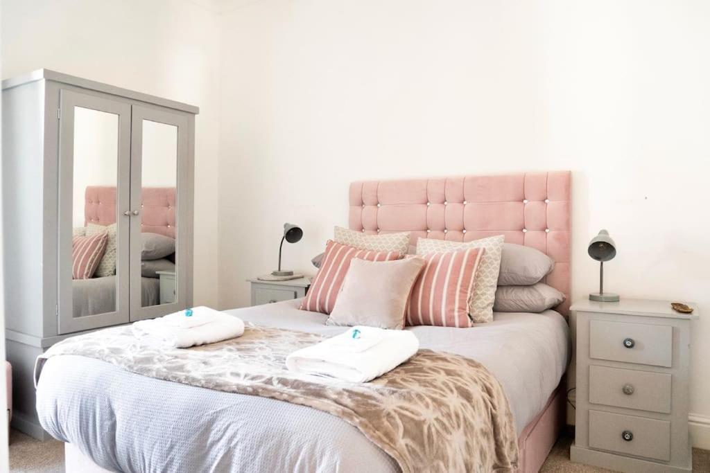 Penarth/Cardiff Bay: Deluxe Flat: 10 Mins To City! Exterior photo